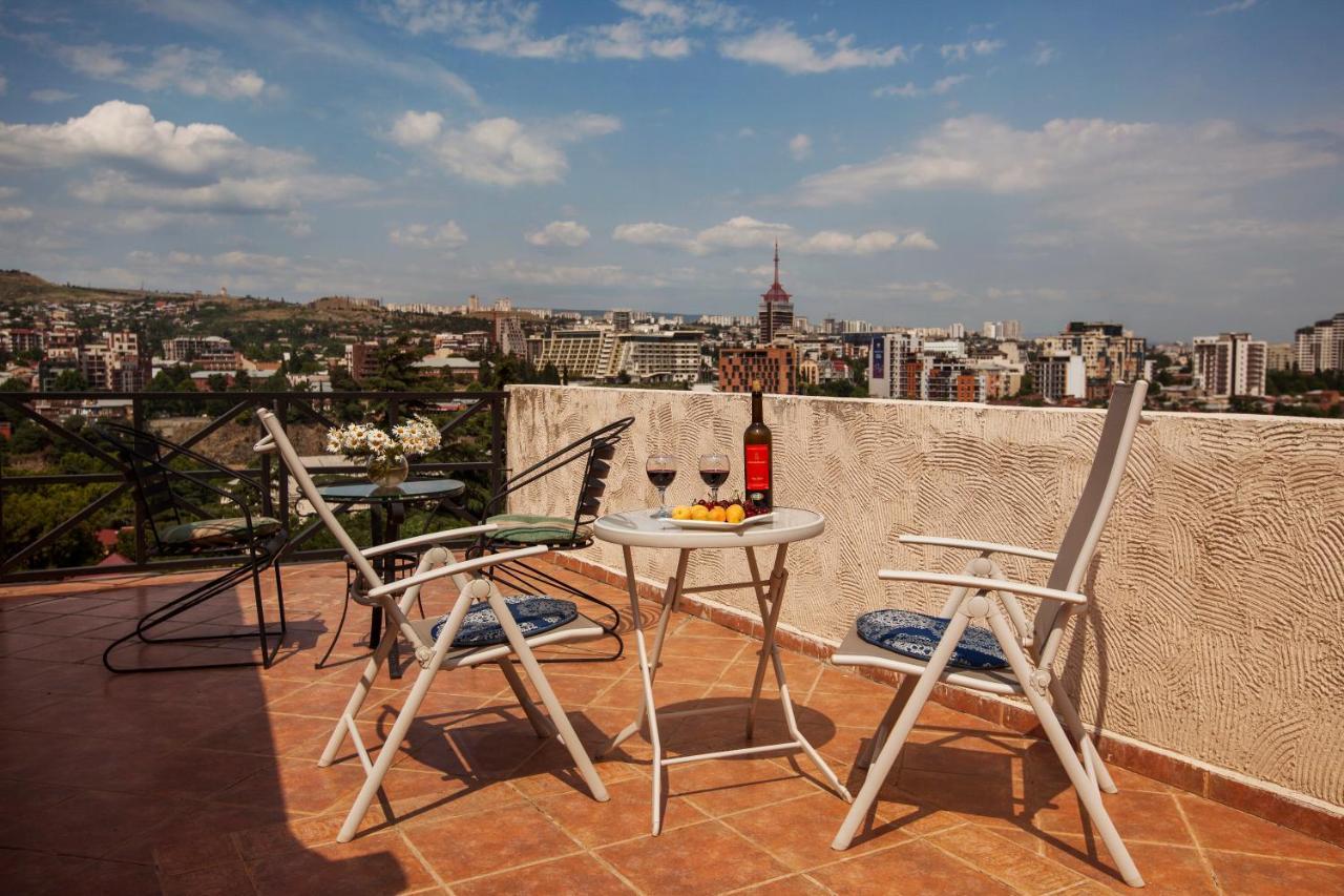 Caravan Villa Tbilisi ภายนอก รูปภาพ