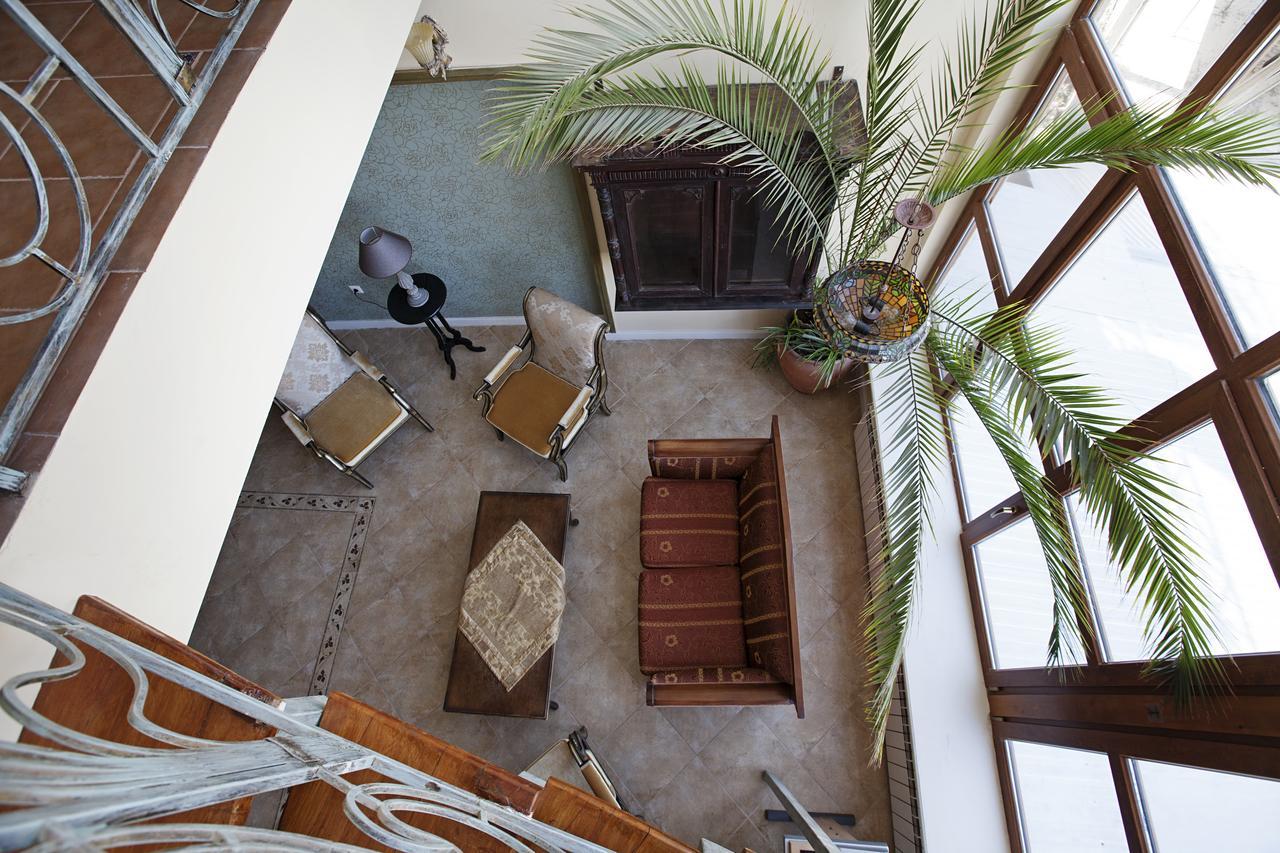 Caravan Villa Tbilisi ภายนอก รูปภาพ