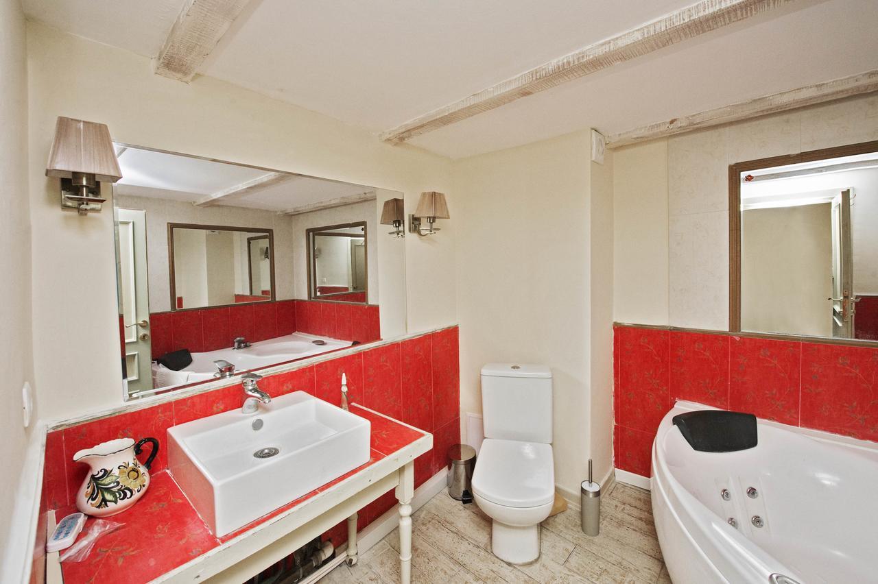 Caravan Villa Tbilisi ภายนอก รูปภาพ