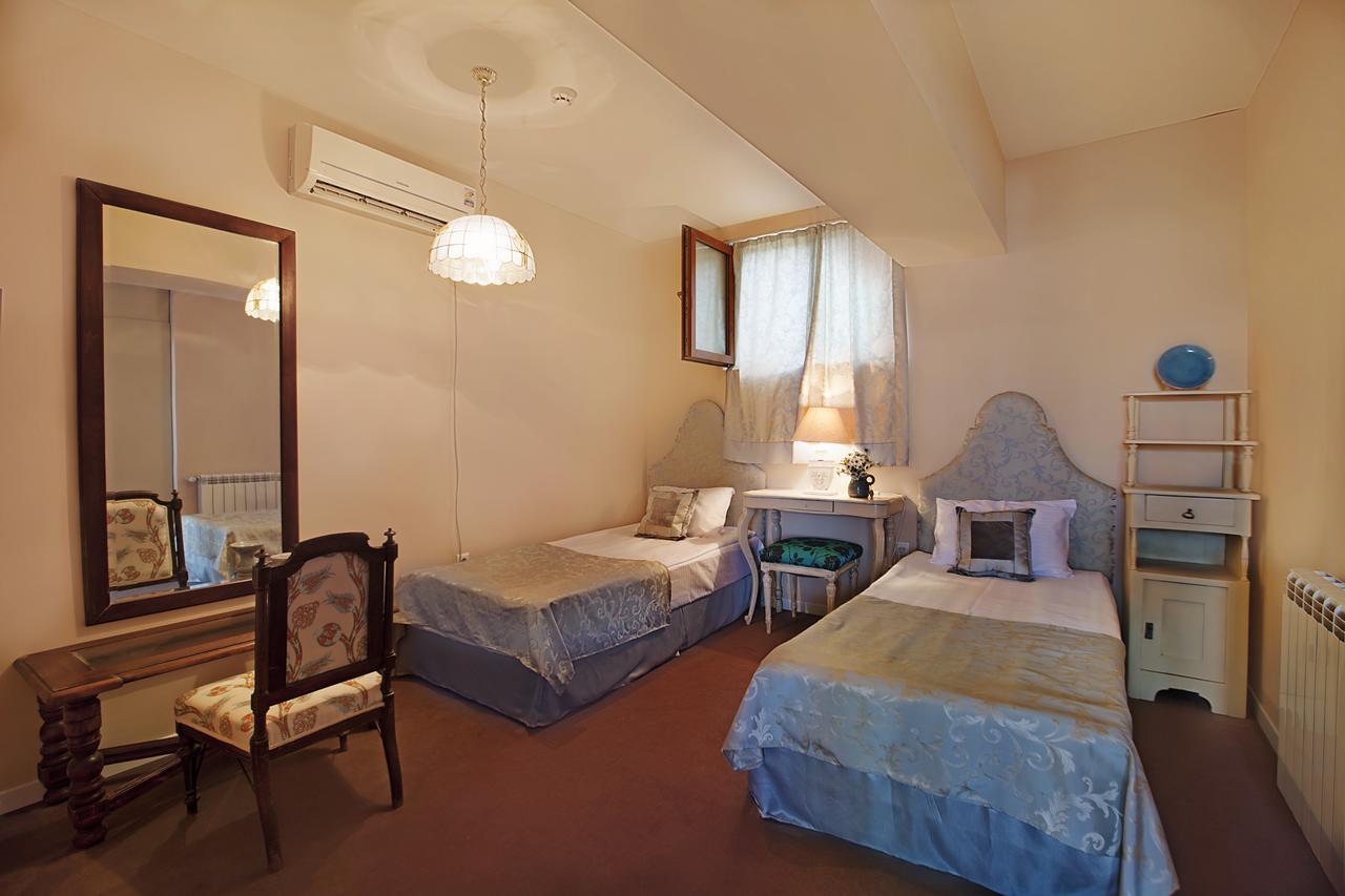 Caravan Villa Tbilisi ภายนอก รูปภาพ