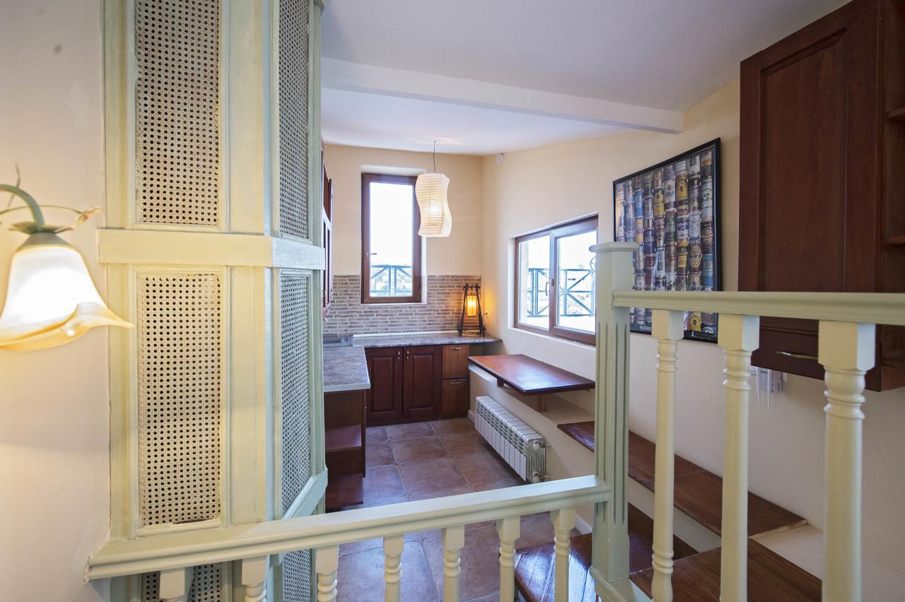 Caravan Villa Tbilisi ภายนอก รูปภาพ