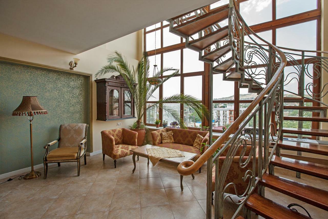 Caravan Villa Tbilisi ภายนอก รูปภาพ