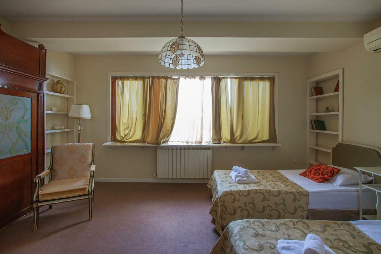 Caravan Villa Tbilisi ภายนอก รูปภาพ