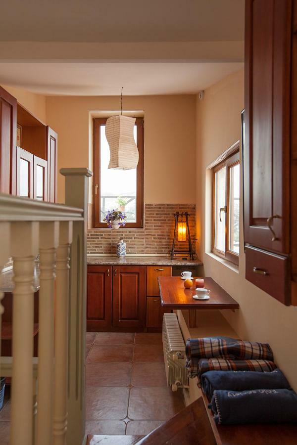 Caravan Villa Tbilisi ภายนอก รูปภาพ