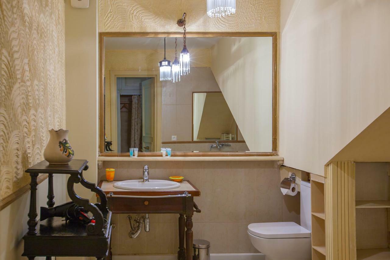 Caravan Villa Tbilisi ภายนอก รูปภาพ